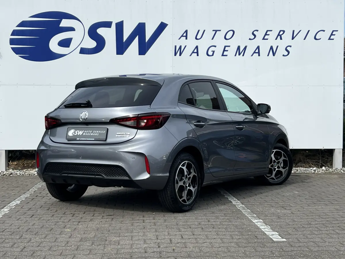 1.5 Hybrid+ Luxury | Carplay | DAB | LED | Dodehoek