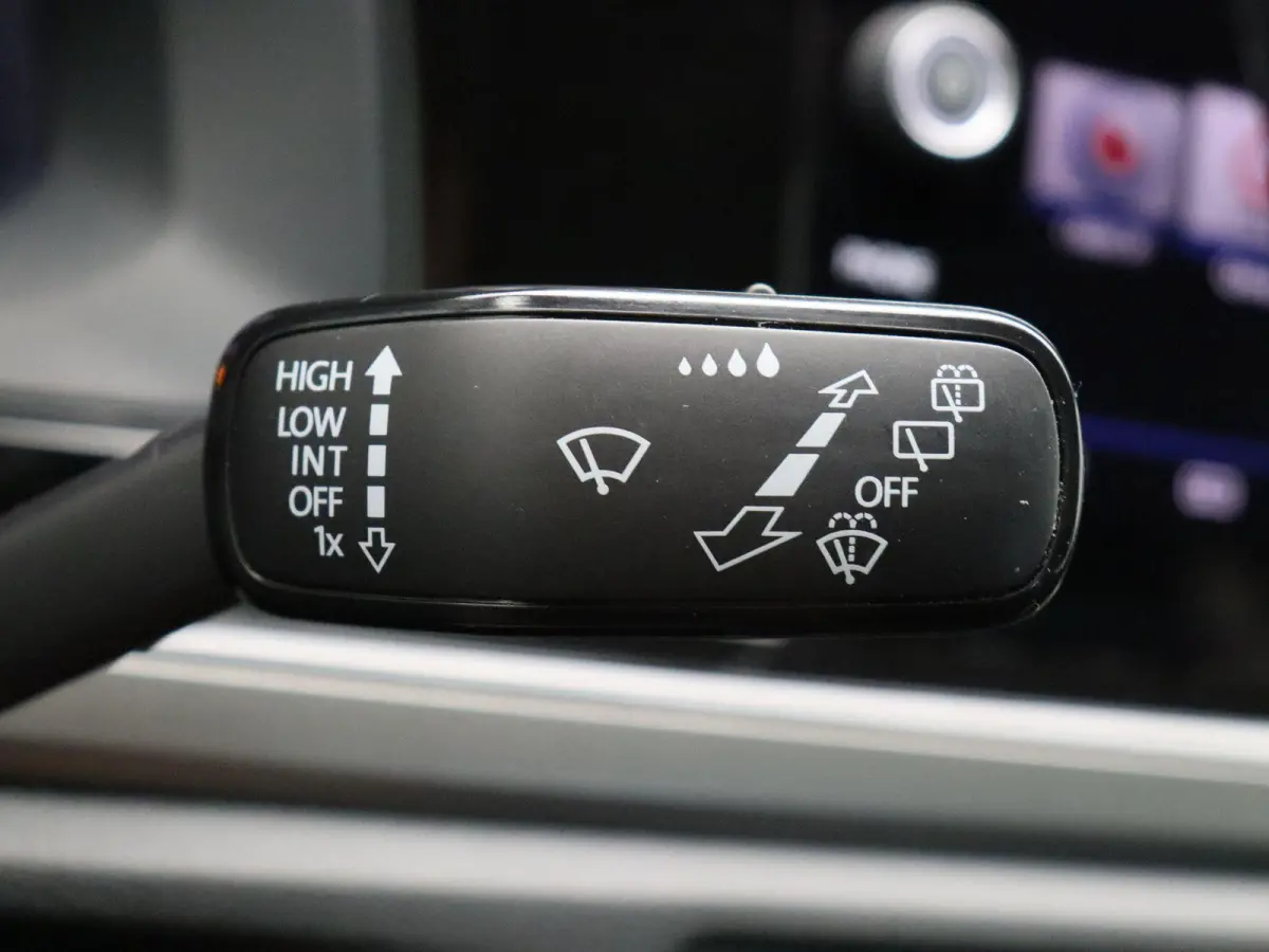 1.0 TSI 95pk Beats | Cruise control | Lichtsensor | Apple Carplay | Android Auto |