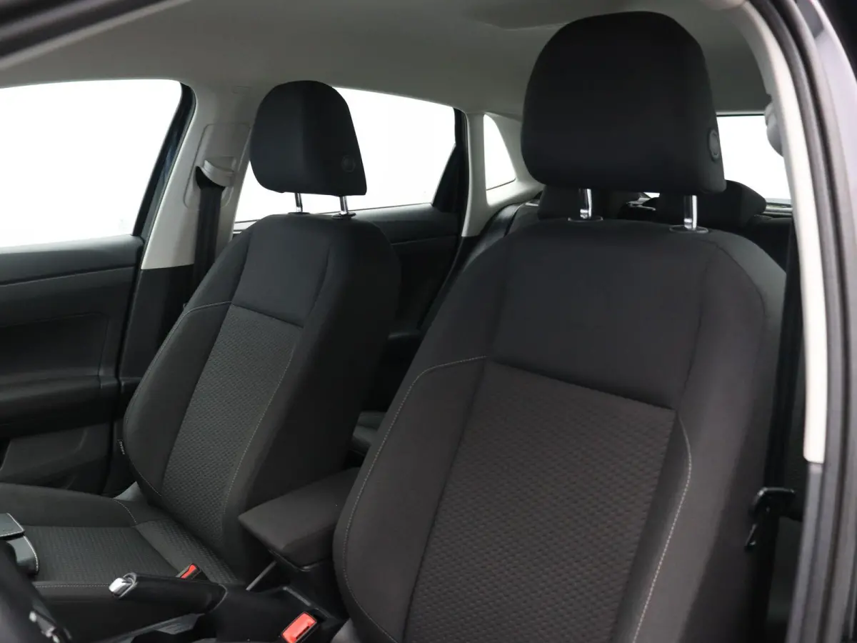 1.0 TSI 95pk Beats | Cruise control | Lichtsensor | Apple Carplay | Android Auto |