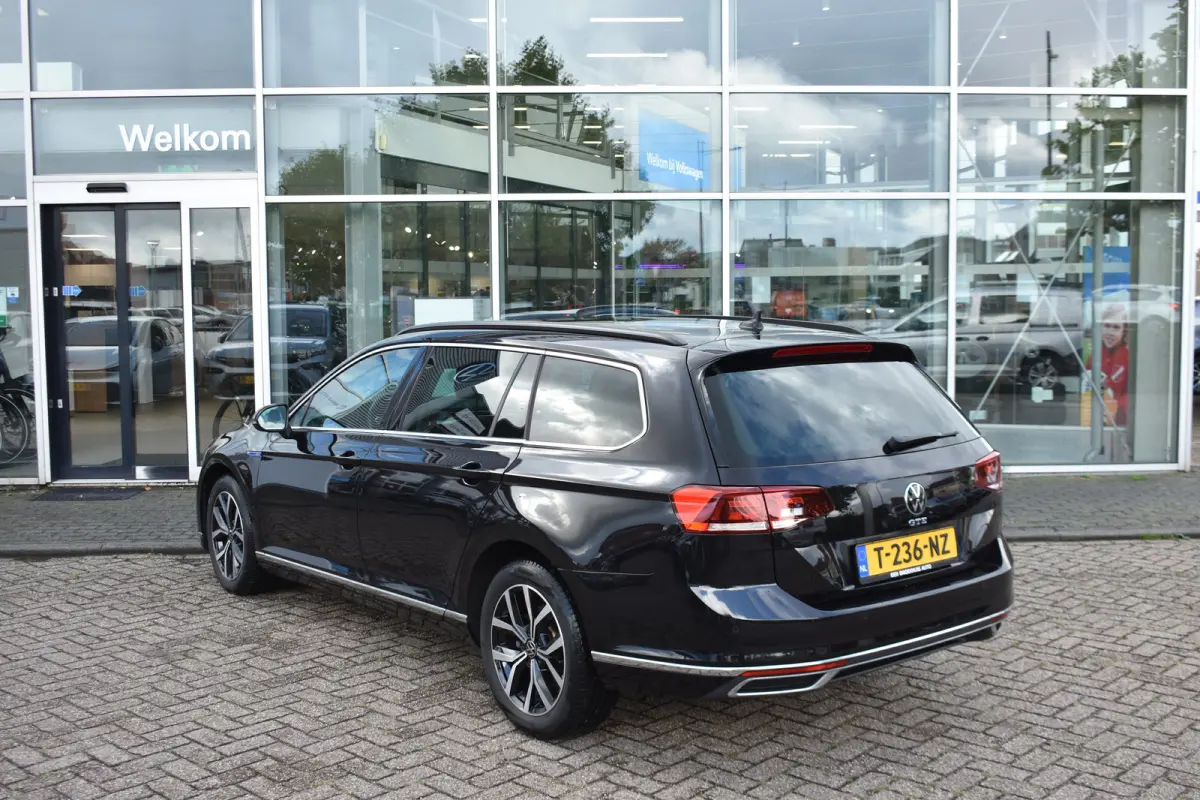 1.4 TSI 218PK DSG-6 GTE | ADAPT. CRUISE | CAMERA | STOELVERW. | ELEKTR. A. KLEP | DIGITAAL DISPLAY | 17 INCH
