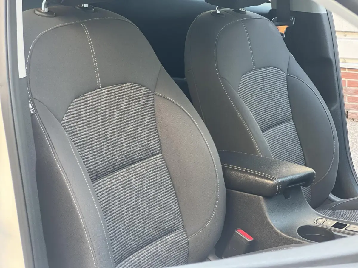 1.6 GDi Hybrid DynamicLine|Camera|ACC|Lane Assist|Carplay|