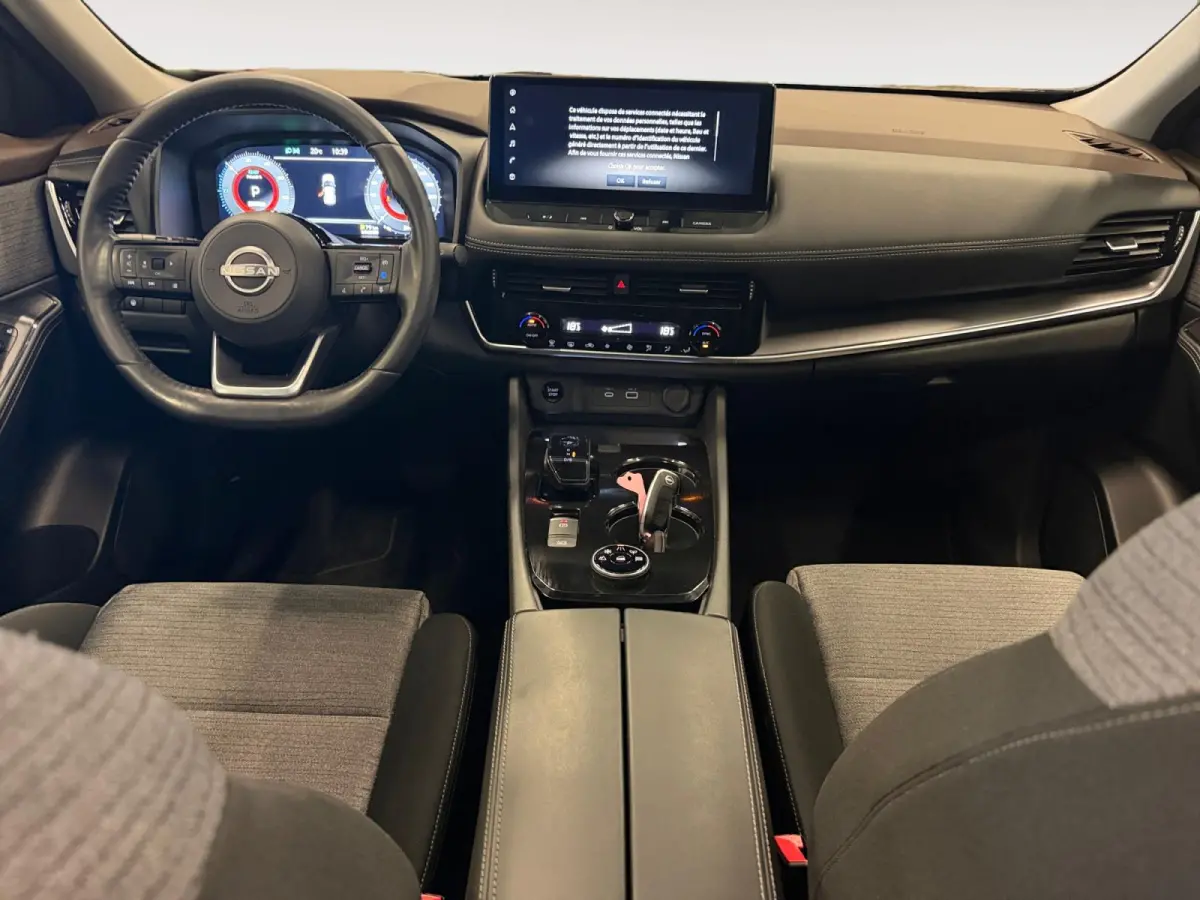 1.5 e-4orce N-Connecta 4WD 7p. | Navi | Camera | Pano | Cruise |