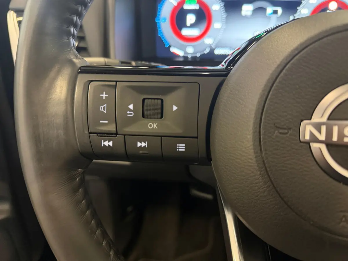 1.5 e-4orce N-Connecta 4WD 7p. | Navi | Camera | Pano | Cruise |
