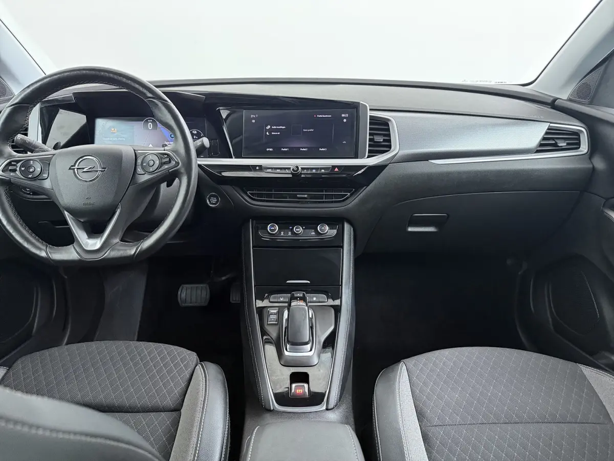 1.6 Plug-in-Hybrid Business Elegance | Achteruitrijcamera | Cruise control adaptief met Stop&Go | Dodehoek detectie