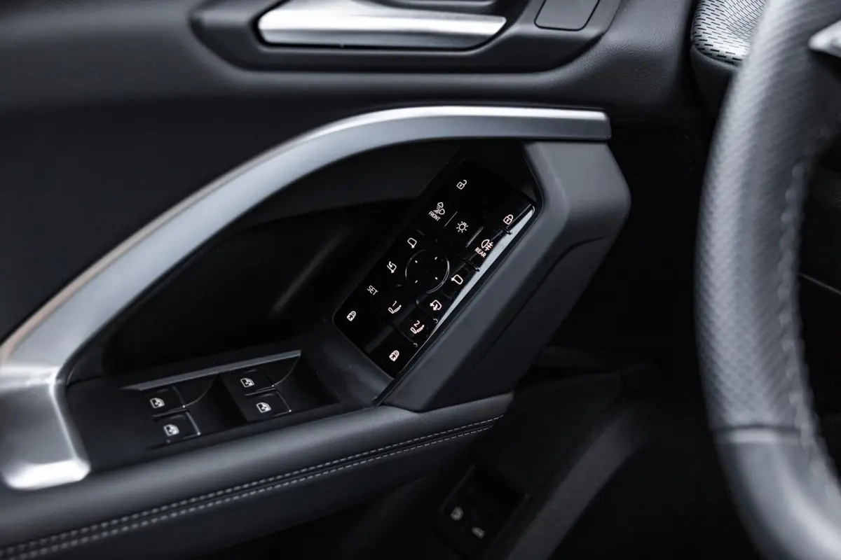 2.0 e-hybrid 367pk Quattro S Edition Competition | Trekhaak | Keyless | Elek. Stoelen | Matrix LED | Bijrijdersscherm | Topview