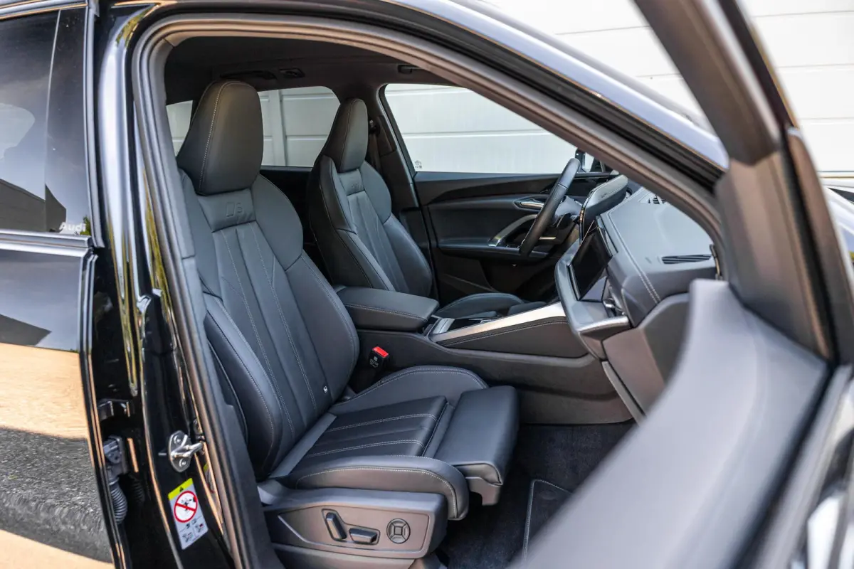 2.0 e-hybrid 367pk Quattro S Edition Competition | Trekhaak | Keyless | Elek. Stoelen | Matrix LED | Bijrijdersscherm | Topview