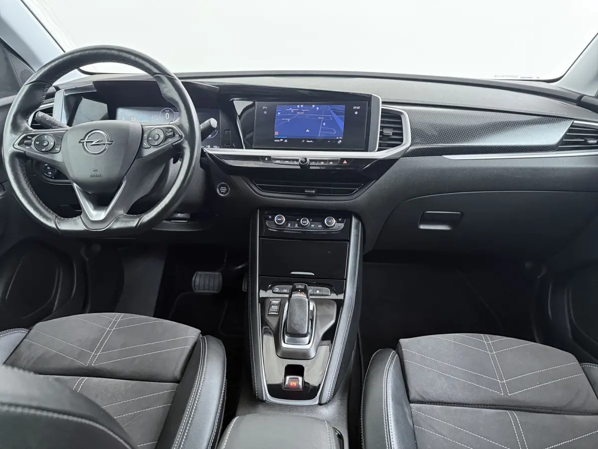 1.6 Turbo Plug-In Hybrid Ultimate | Achteruitrijcamera | Alcantara bekleding | Cruise control adaptief met Stop&Go en stuurhulp