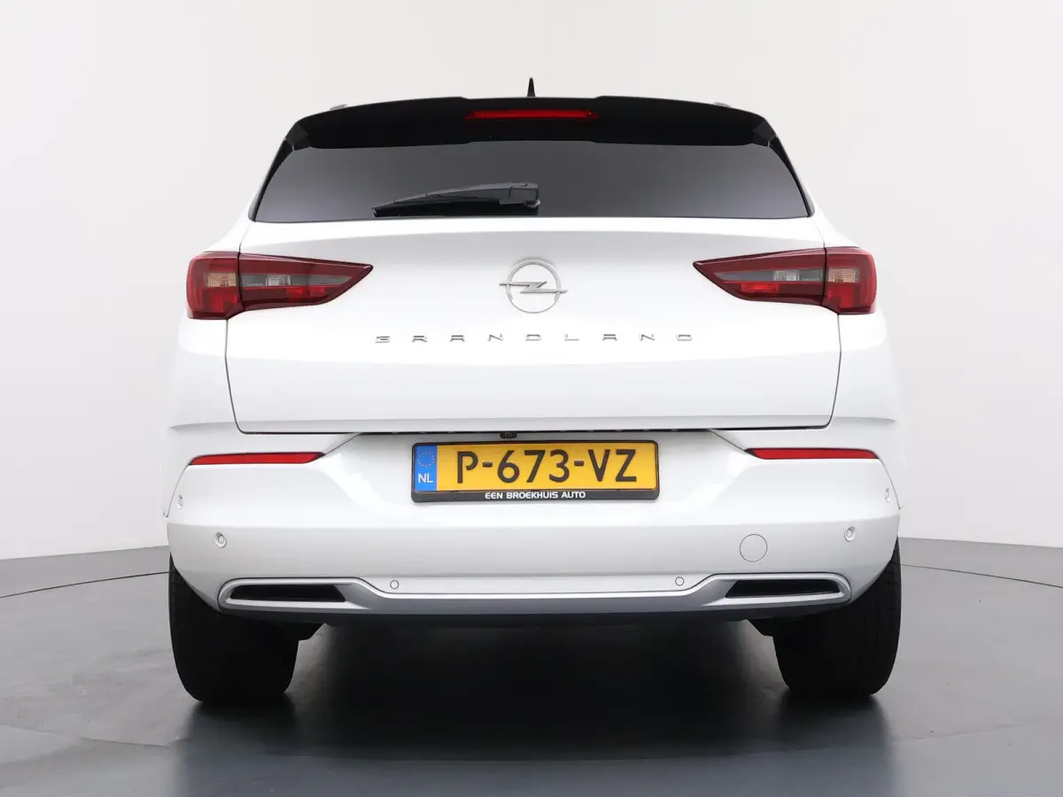 1.6 Turbo Plug-In Hybrid Ultimate | Achteruitrijcamera | Alcantara bekleding | Cruise control adaptief met Stop&Go en stuurhulp