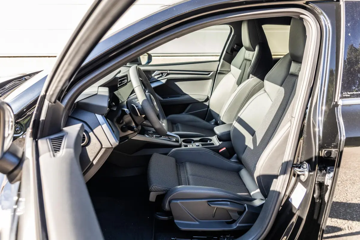 40 TFSI 204pk e S Edition | Assistentie Pakket | 18" Velgen