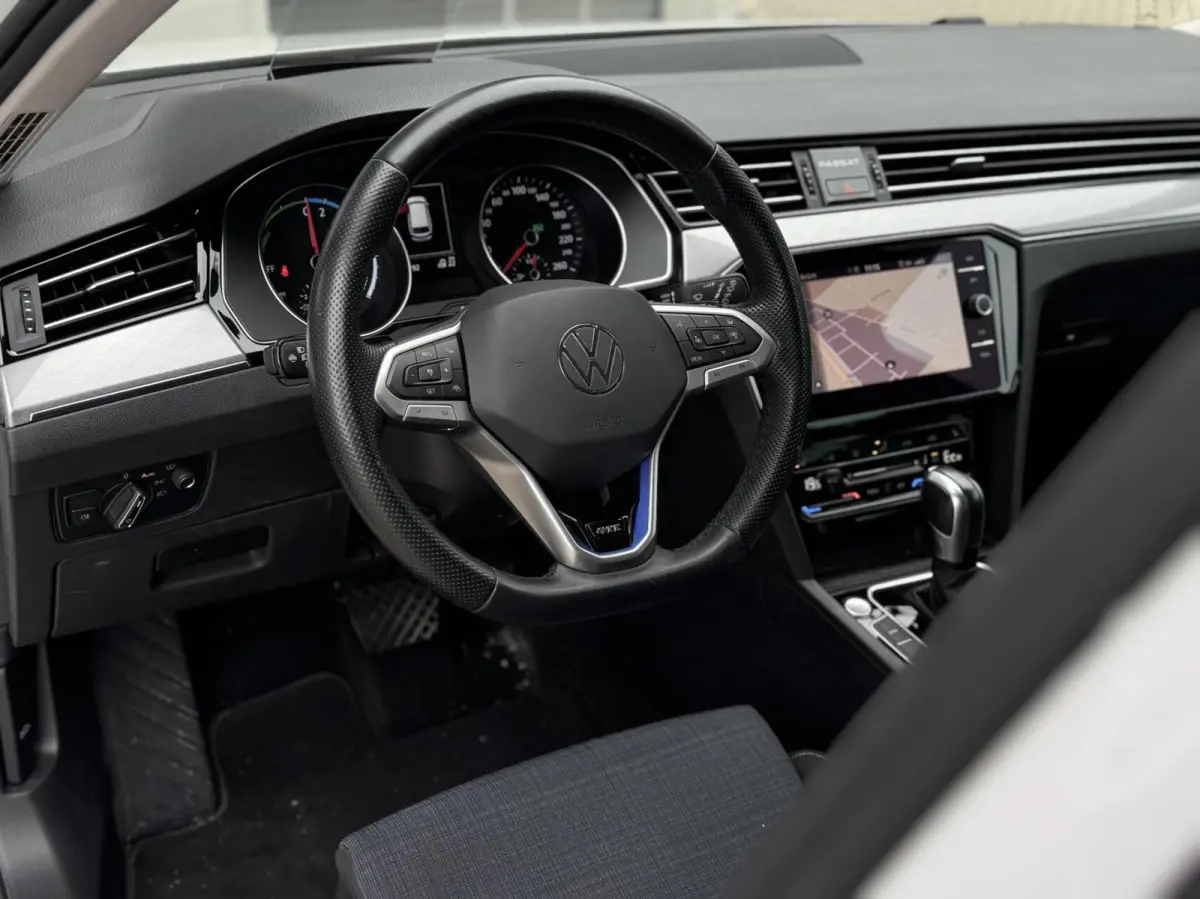 1.4 TSI PHEV GTE Business | Head-Up | LED | CarPlay | Adaptive Cruise | Navigatie | Climate