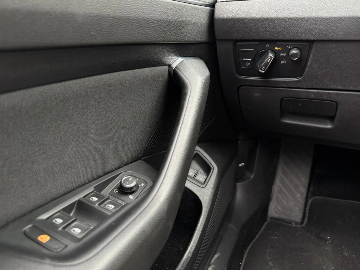 1.4 TSI PHEV GTE Business | Head-Up | LED | CarPlay | Adaptive Cruise | Navigatie | Climate