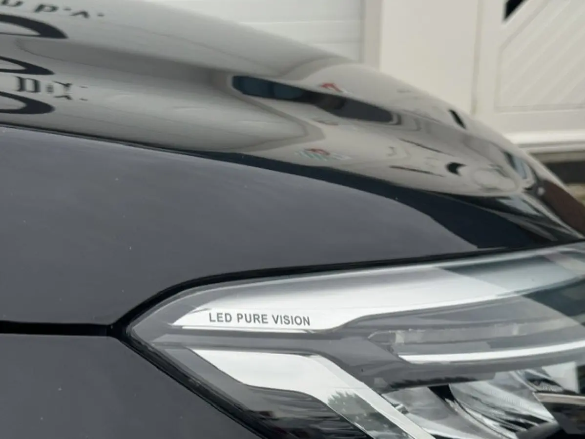 0.9 TCe Intens -LED pure vision-Trekhaak-Navi