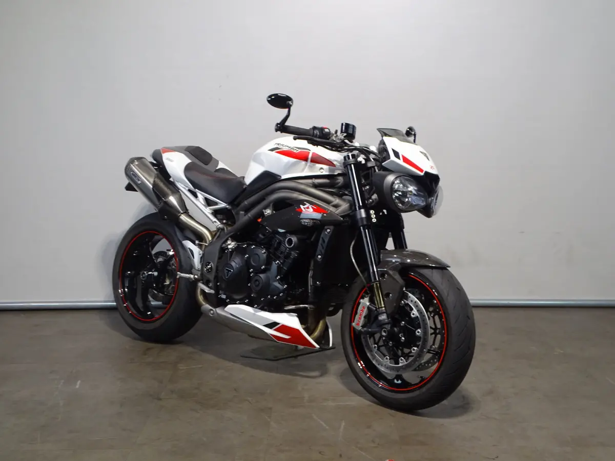 RS