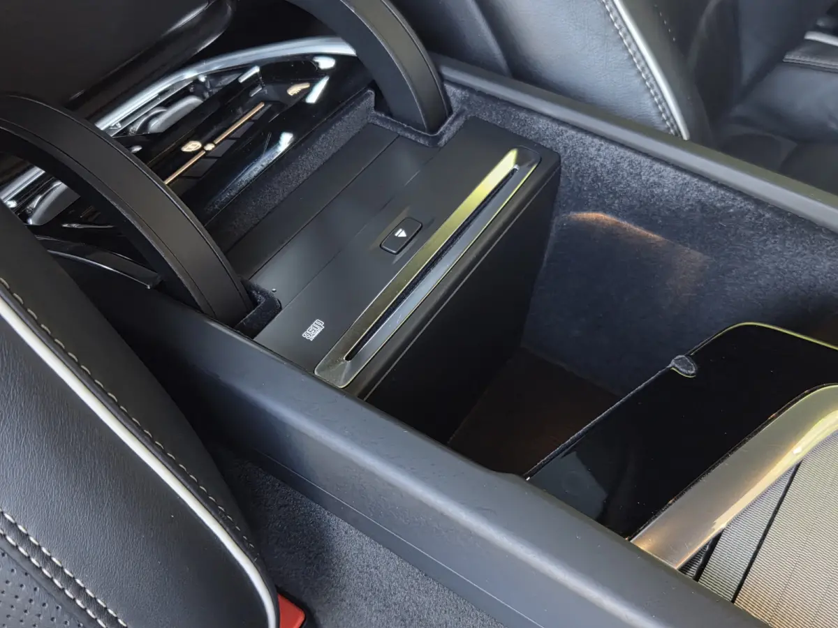 2.0 T5 AWD R-Design | Bowers&Wilkins | Trekhaak | 360 Camera | Pano | Head-up