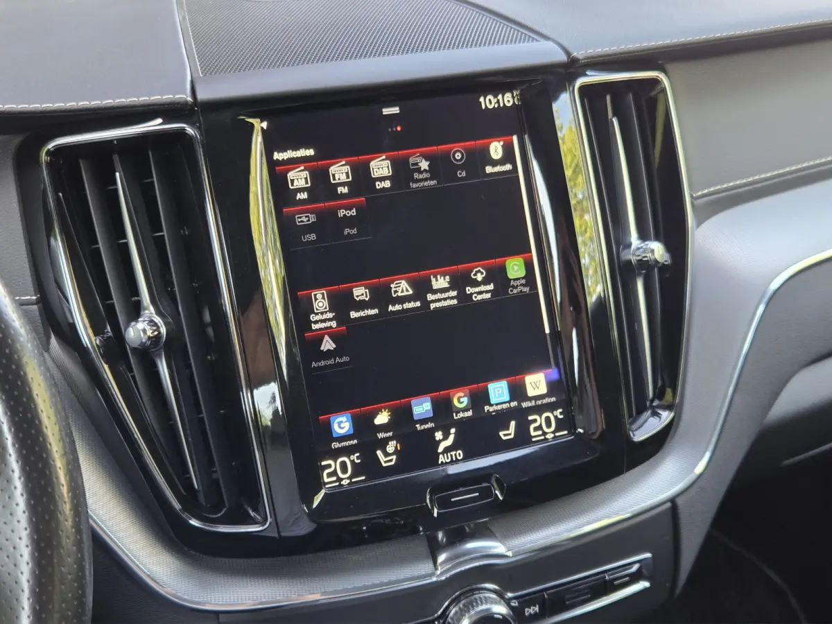 2.0 T5 AWD R-Design | Bowers&Wilkins | Trekhaak | 360 Camera | Pano | Head-up