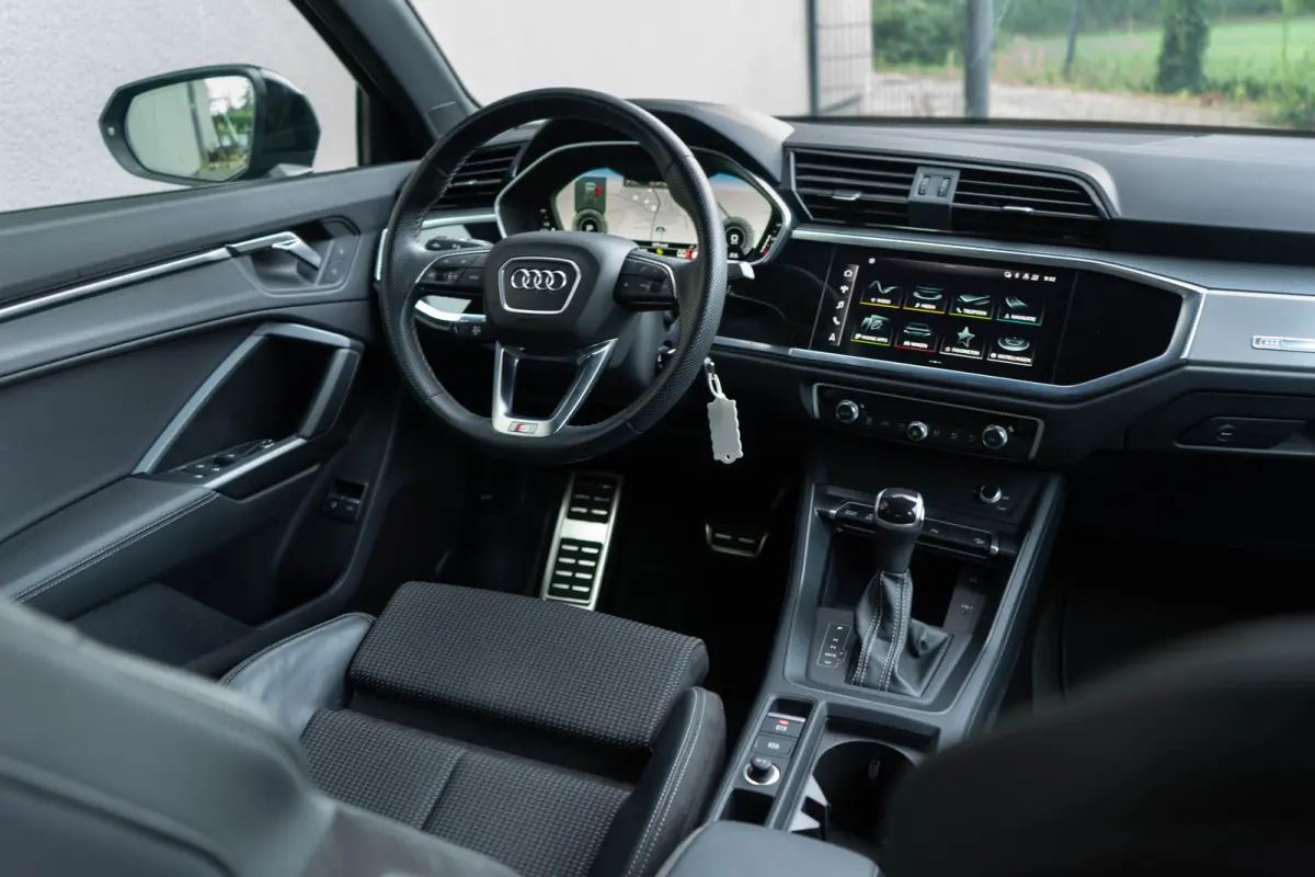 45 TFSI e S-line / 20 Inch Velgen/ Achteruitrijcamera/ Cruise Control/ 180kW