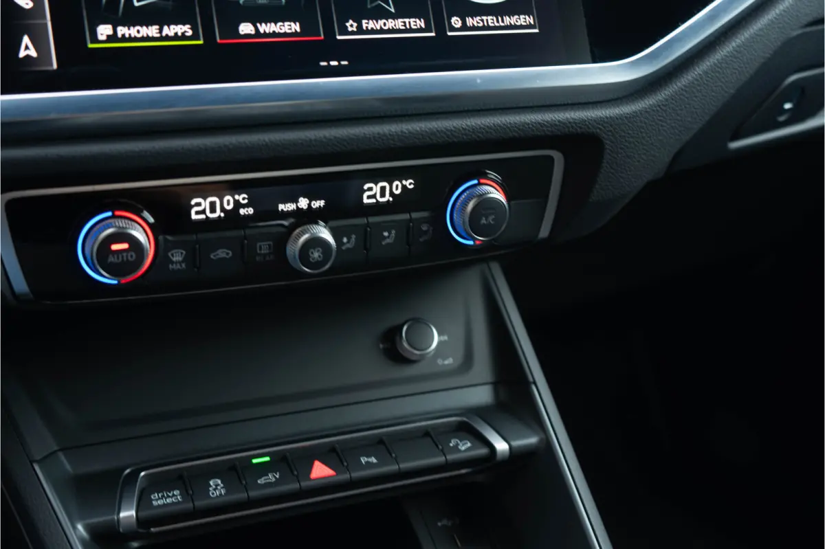 45 TFSI e S-line / 20 Inch Velgen/ Achteruitrijcamera/ Cruise Control/ 180kW