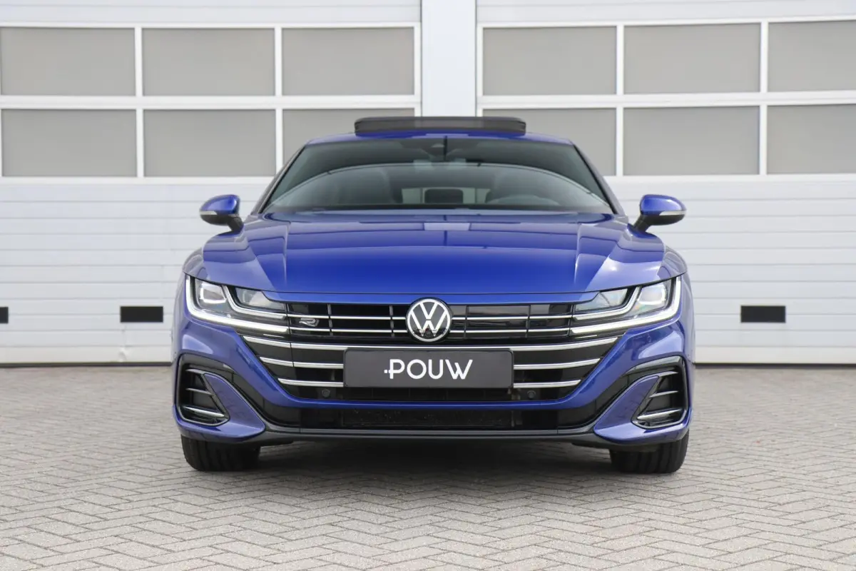 1.4 TSI eHybrid 218pk R-Line Business+ | SoH 92% | Trekhaak | Panoramadak | Achteruitrijcamera | Stoelverwarming | Navigatie | Lederenbekleding
