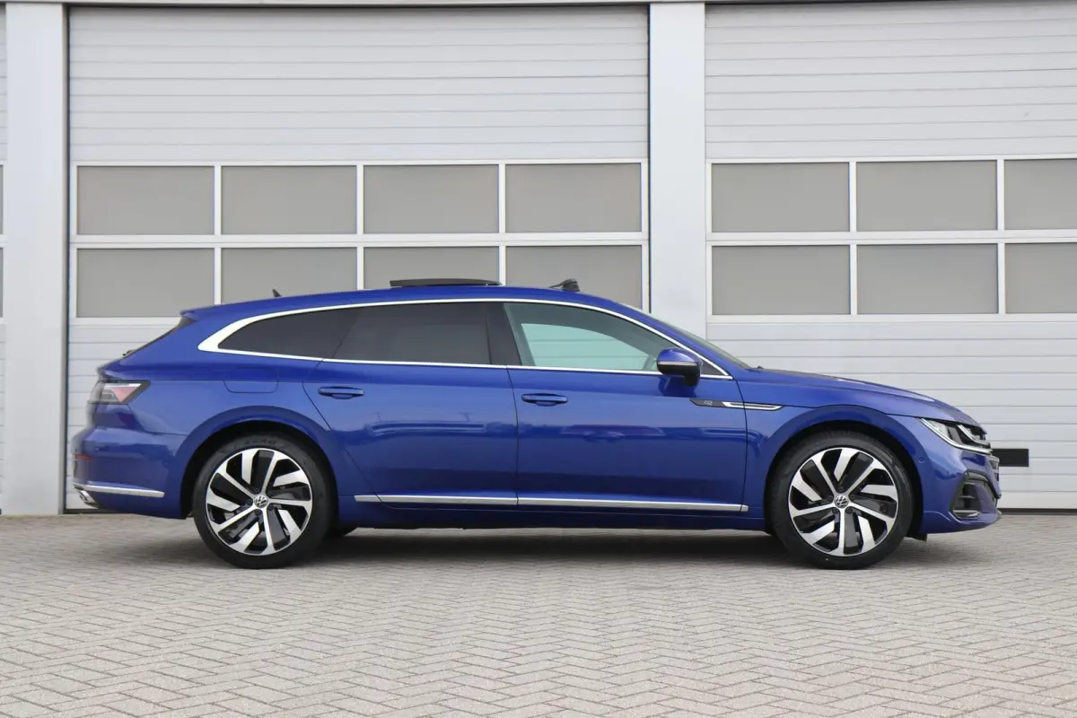 1.4 TSI eHybrid 218pk R-Line Business+ | SoH 92% | Trekhaak | Panoramadak | Achteruitrijcamera | Stoelverwarming | Navigatie | Lederenbekleding
