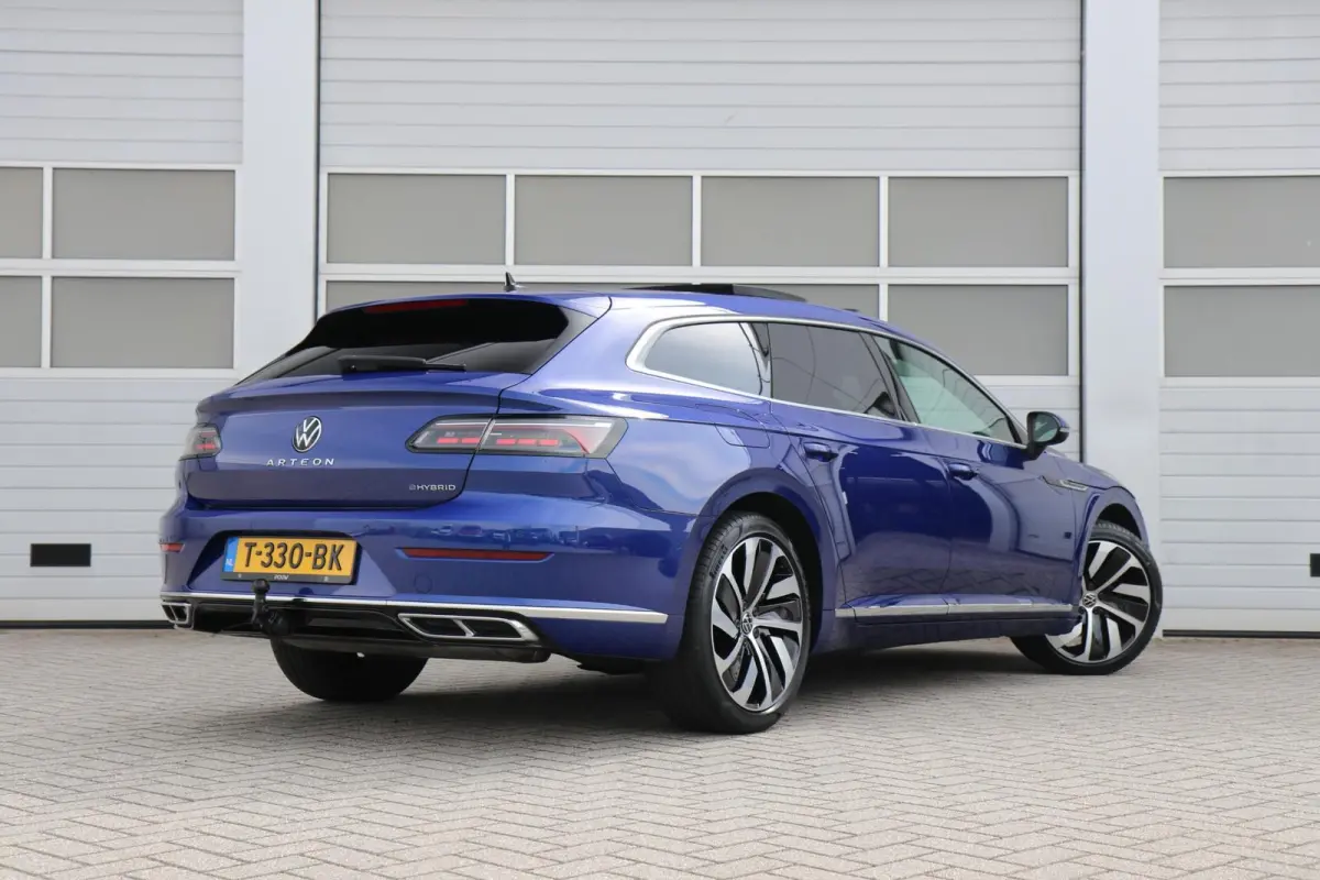 1.4 TSI eHybrid 218pk R-Line Business+ | SoH 92% | Trekhaak | Panoramadak | Achteruitrijcamera | Stoelverwarming | Navigatie | Lederenbekleding