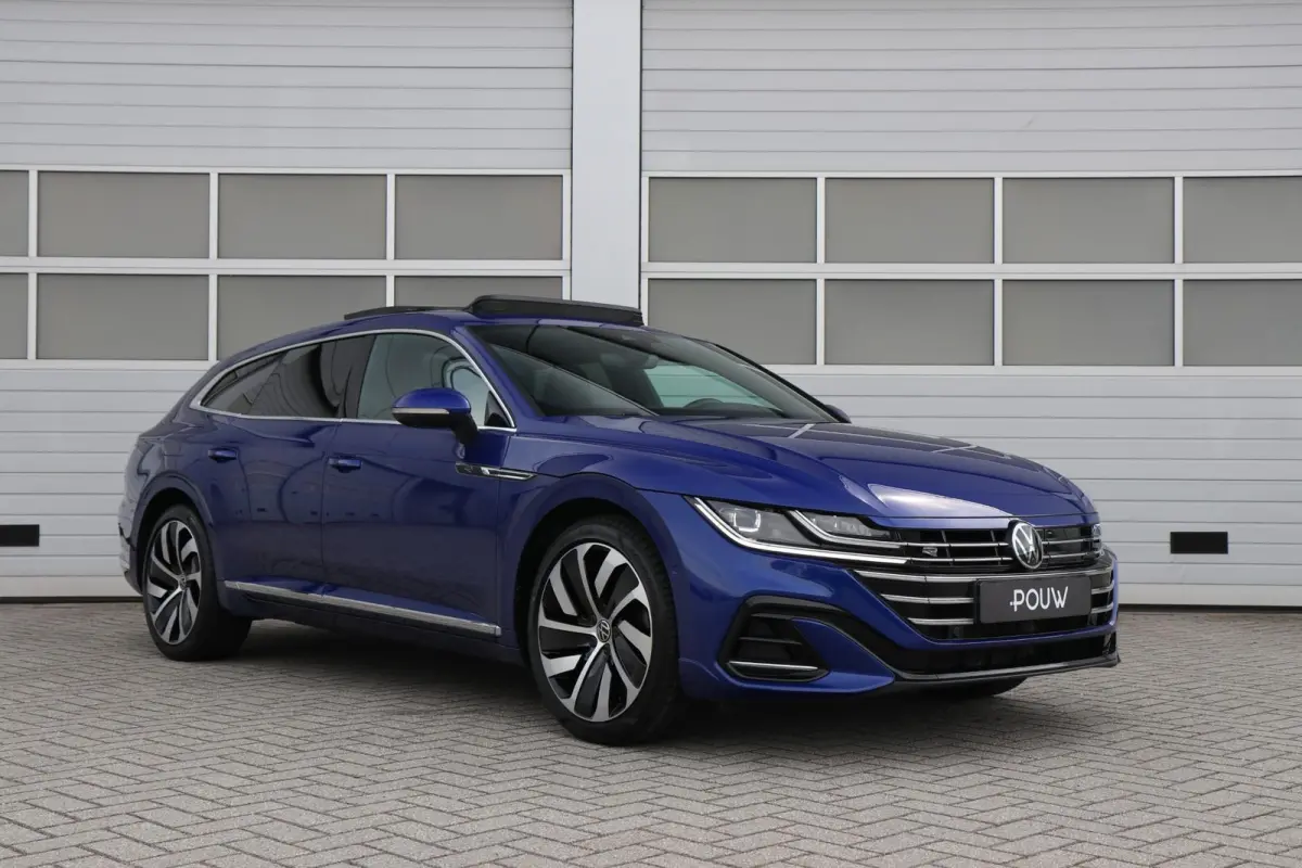 1.4 TSI eHybrid 218pk R-Line Business+ | SoH 92% | Trekhaak | Panoramadak | Achteruitrijcamera | Stoelverwarming | Navigatie | Lederenbekleding