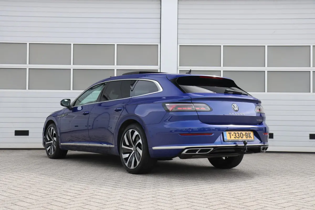 1.4 TSI eHybrid 218pk R-Line Business+ | SoH 92% | Trekhaak | Panoramadak | Achteruitrijcamera | Stoelverwarming | Navigatie | Lederenbekleding