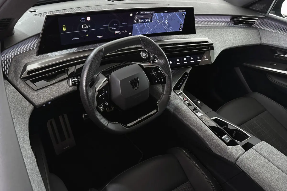 1.2 Hybrid 145 GT 7p Stoelverwarming 360-Camera Keyless Apple CarPlay