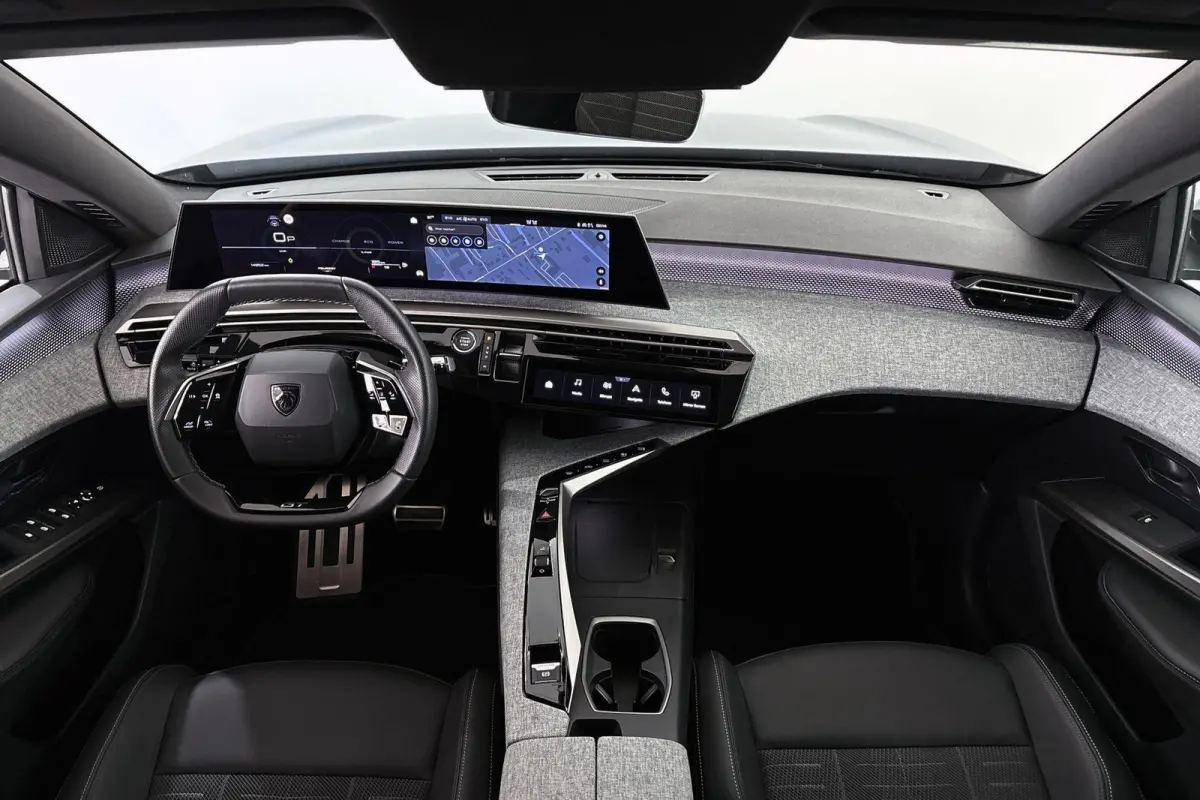 1.2 Hybrid 145 GT 7p Stoelverwarming 360-Camera Keyless Apple CarPlay