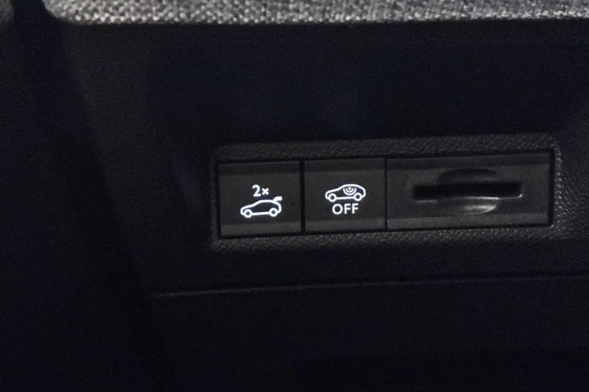 1.2 Hybrid 145 GT 7p Stoelverwarming 360-Camera Keyless Apple CarPlay