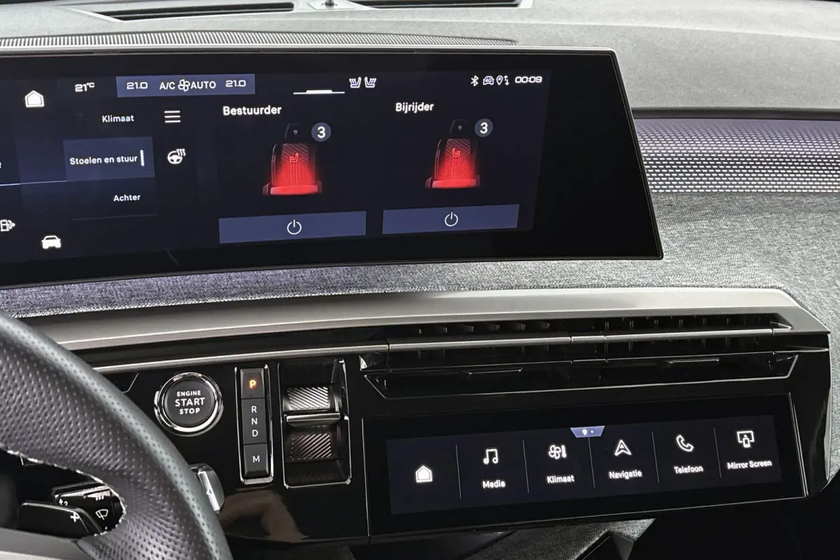 1.2 Hybrid 145 GT 7p Stoelverwarming 360-Camera Keyless Apple CarPlay
