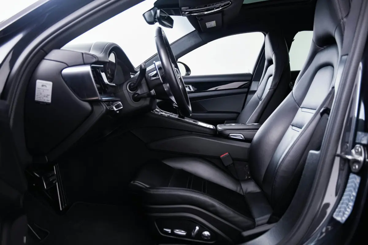 2.9 4 E-Hybrid Panoramadak - Sport Chrono/ Sportdesign pakket - Cruise control - BOSE - Comfortstoelen - Head up - Soft Close - Adaptieve luchtvering - Stuurbekrachtiging Plus