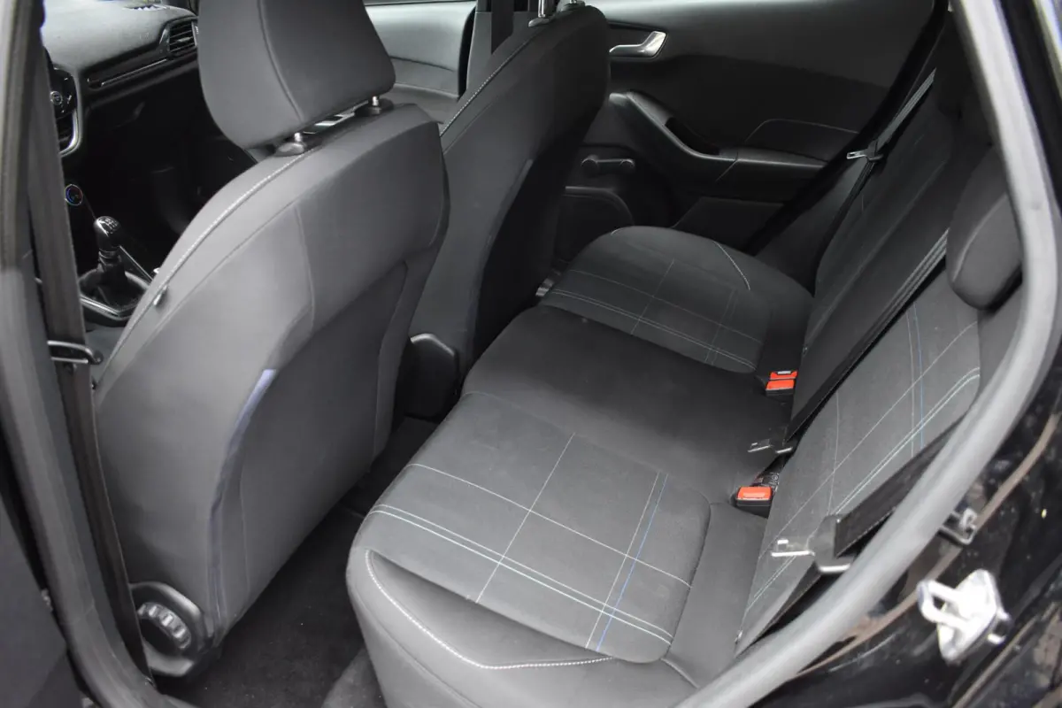 1.1 Trend | Airco | Bluetooth | Parkeersensoren |