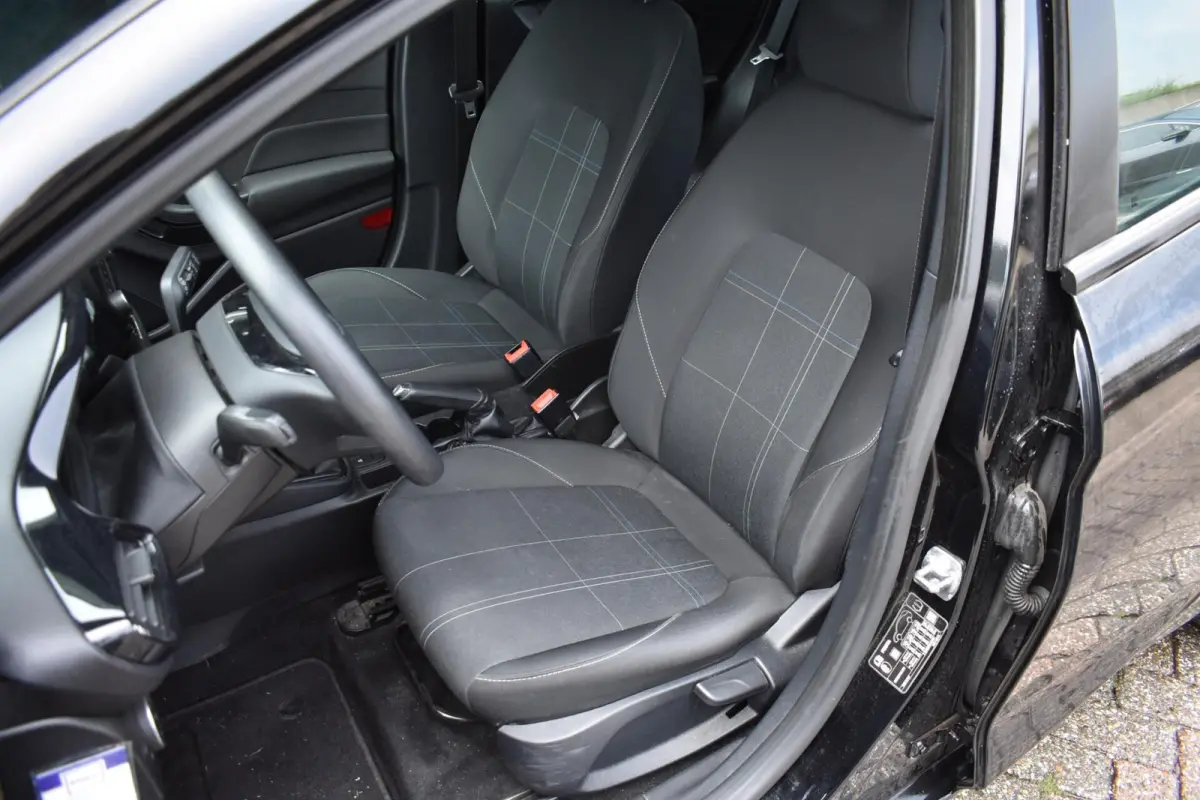 1.1 Trend | Airco | Bluetooth | Parkeersensoren |