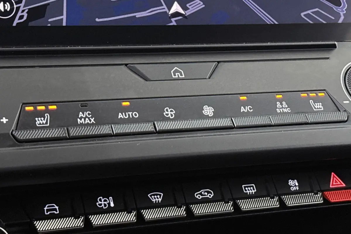1.2 PureTech Active Pack Business Stoelverwarming Airco Apple CarPlay