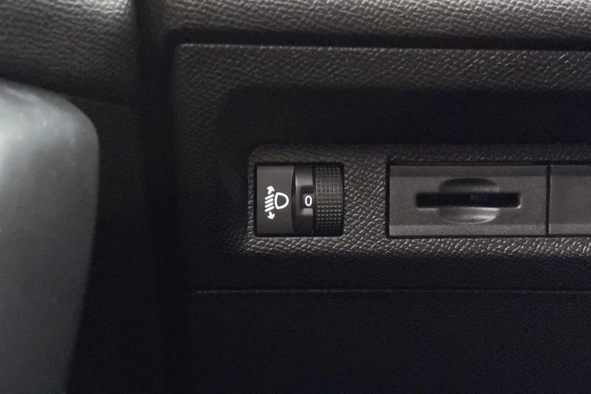 1.2 PureTech Active Pack Business Stoelverwarming Airco Apple CarPlay