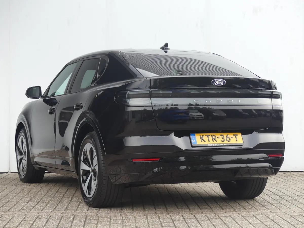 Style Standard Range RWD 52 kWh | SOH 100% | ADAPTIVE CRUISE | DODEHOEKDETECTIE | CAMERA | STOEL+STUUR+VOORRUITVERWARMING | ELEKTRISCH VERSTELB STOEL MET GEHEUGEN EN MASSAGE | PARKEERSENSORE