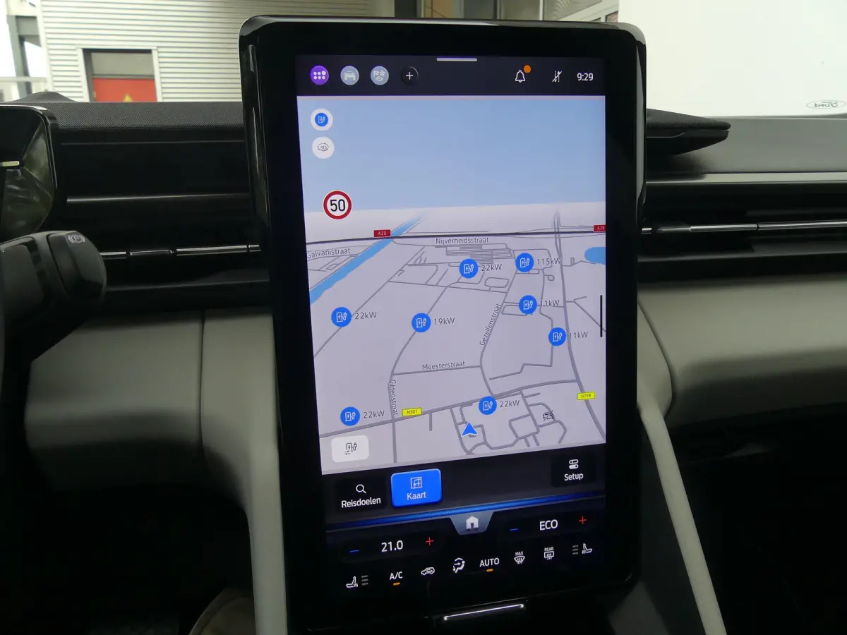 Style Standard Range RWD 52 kWh | SOH 100% | ADAPTIVE CRUISE | DODEHOEKDETECTIE | CAMERA | STOEL+STUUR+VOORRUITVERWARMING | ELEKTRISCH VERSTELB STOEL MET GEHEUGEN EN MASSAGE | PARKEERSENSORE