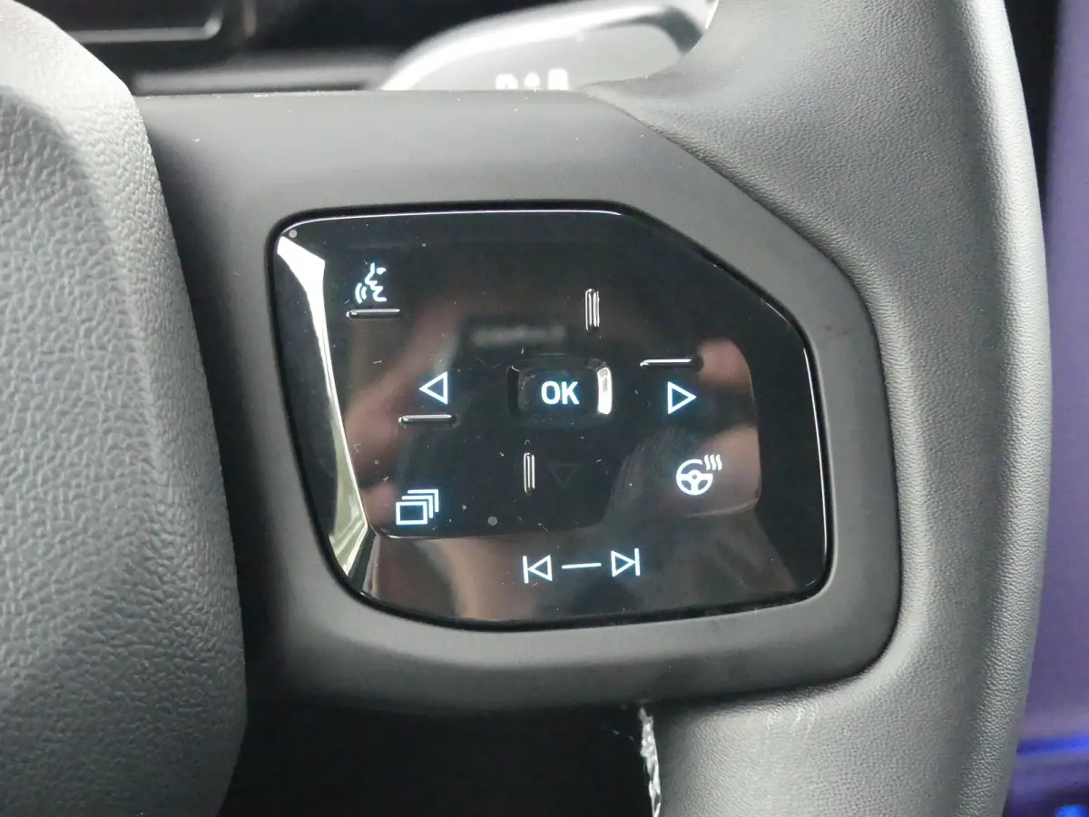 Style Standard Range RWD 52 kWh | SOH 100% | ADAPTIVE CRUISE | DODEHOEKDETECTIE | CAMERA | STOEL+STUUR+VOORRUITVERWARMING | ELEKTRISCH VERSTELB STOEL MET GEHEUGEN EN MASSAGE | PARKEERSENSORE