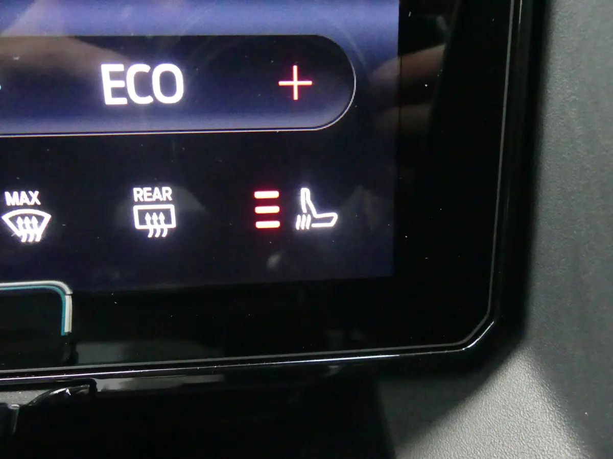 Style Standard Range RWD 52 kWh | SOH 100% | ADAPTIVE CRUISE | DODEHOEKDETECTIE | CAMERA | STOEL+STUUR+VOORRUITVERWARMING | ELEKTRISCH VERSTELB STOEL MET GEHEUGEN EN MASSAGE | PARKEERSENSORE