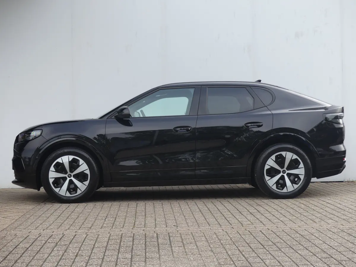 Style Standard Range RWD 52 kWh | SOH 100% | ADAPTIVE CRUISE | DODEHOEKDETECTIE | CAMERA | STOEL+STUUR+VOORRUITVERWARMING | ELEKTRISCH VERSTELB STOEL MET GEHEUGEN EN MASSAGE | PARKEERSENSORE