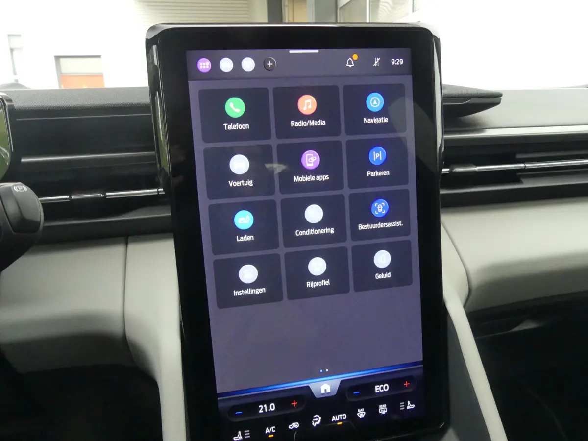 Style Standard Range RWD 52 kWh | SOH 100% | ADAPTIVE CRUISE | DODEHOEKDETECTIE | CAMERA | STOEL+STUUR+VOORRUITVERWARMING | ELEKTRISCH VERSTELB STOEL MET GEHEUGEN EN MASSAGE | PARKEERSENSORE