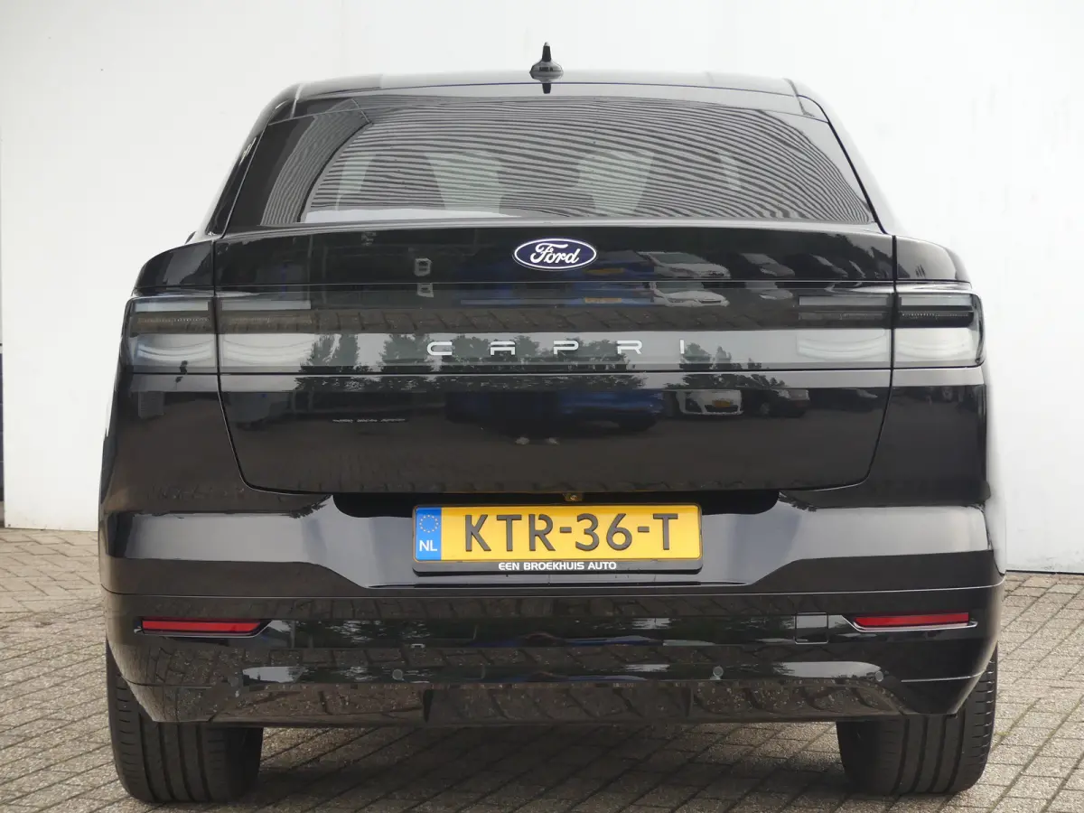 Style Standard Range RWD 52 kWh | SOH 100% | ADAPTIVE CRUISE | DODEHOEKDETECTIE | CAMERA | STOEL+STUUR+VOORRUITVERWARMING | ELEKTRISCH VERSTELB STOEL MET GEHEUGEN EN MASSAGE | PARKEERSENSORE
