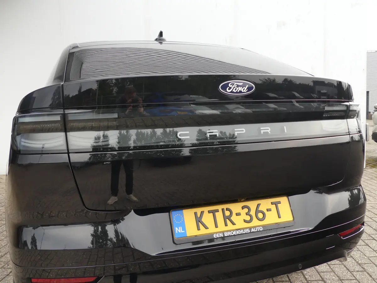 Style Standard Range RWD 52 kWh | SOH 100% | ADAPTIVE CRUISE | DODEHOEKDETECTIE | CAMERA | STOEL+STUUR+VOORRUITVERWARMING | ELEKTRISCH VERSTELB STOEL MET GEHEUGEN EN MASSAGE | PARKEERSENSORE