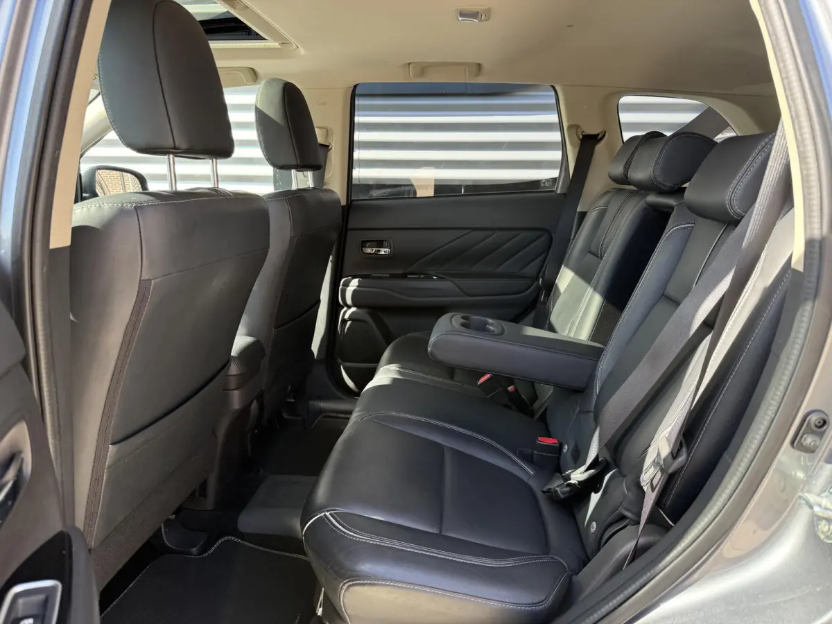 2.0 PHEV instyle+ 1e Eigenaar|Navi|Opendak|Camera|Trekhaak|Clima|Cruise|Leder|PDC|N.A.P|SoH 58%|Nieuwe APK bij aflevering