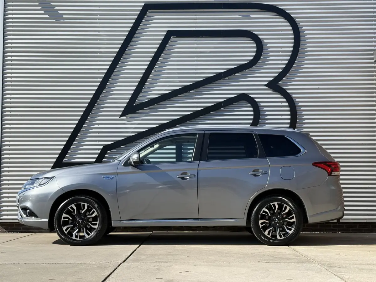 2.0 PHEV instyle+ 1e Eigenaar|Navi|Opendak|Camera|Trekhaak|Clima|Cruise|Leder|PDC|N.A.P|SoH 58%|Nieuwe APK bij aflevering