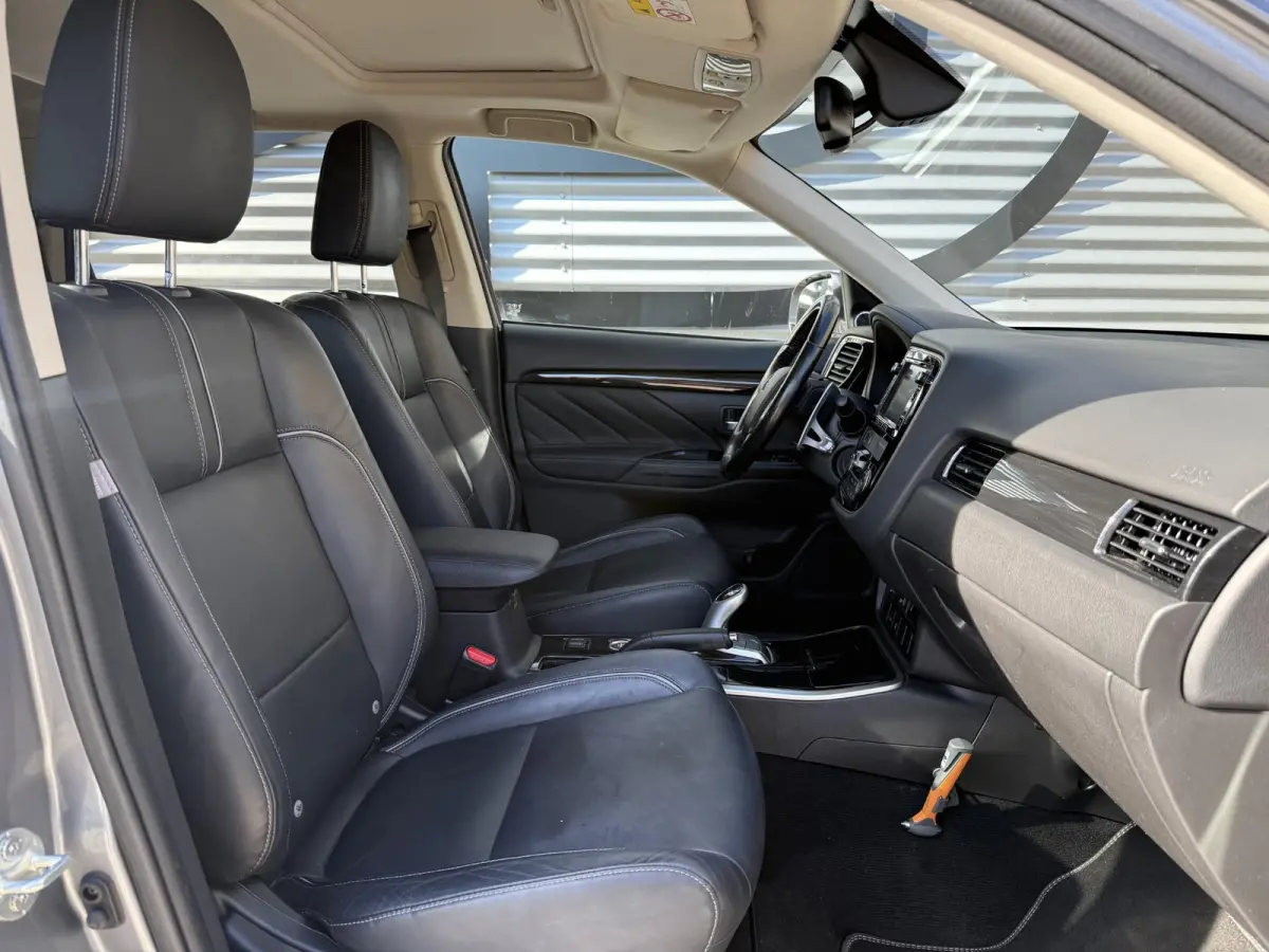 2.0 PHEV instyle+ 1e Eigenaar|Navi|Opendak|Camera|Trekhaak|Clima|Cruise|Leder|PDC|N.A.P|SoH 58%|Nieuwe APK bij aflevering