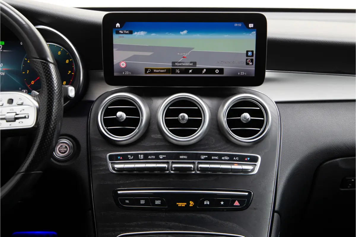 300 4MATIC Premium AMG Digital Cockpit, Burmester, Leder, Distronic, Memory Facelift
