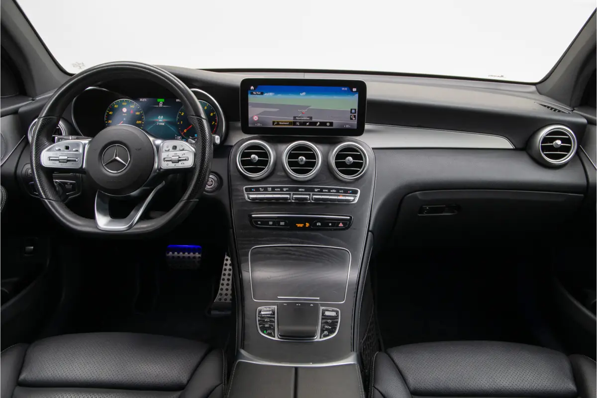 300 4MATIC Premium AMG Digital Cockpit, Burmester, Leder, Distronic, Memory Facelift