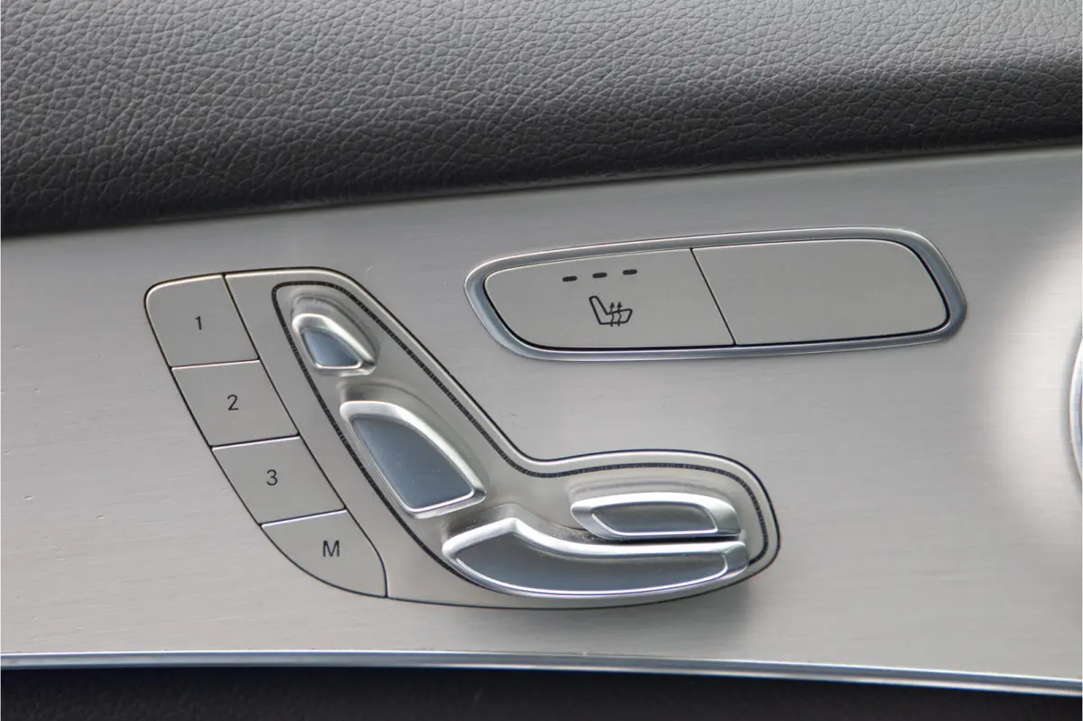 300 4MATIC Premium AMG Digital Cockpit, Burmester, Leder, Distronic, Memory Facelift