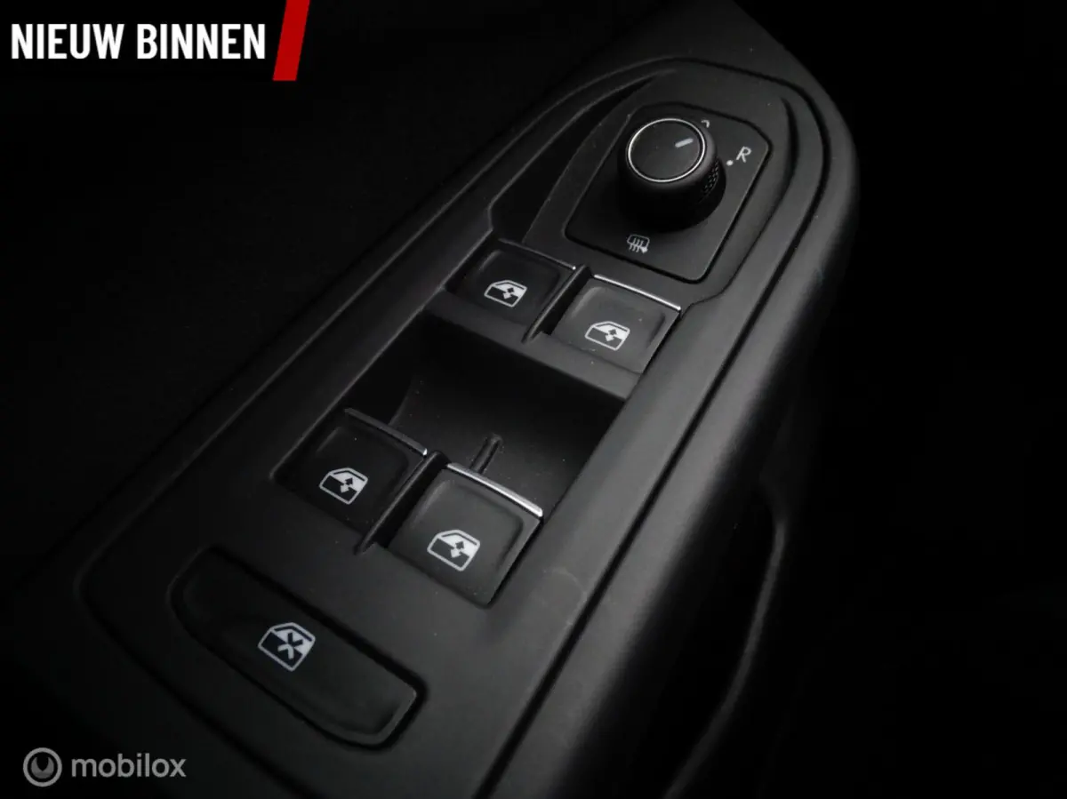 1.5 TSI Style | Camera | Ambient